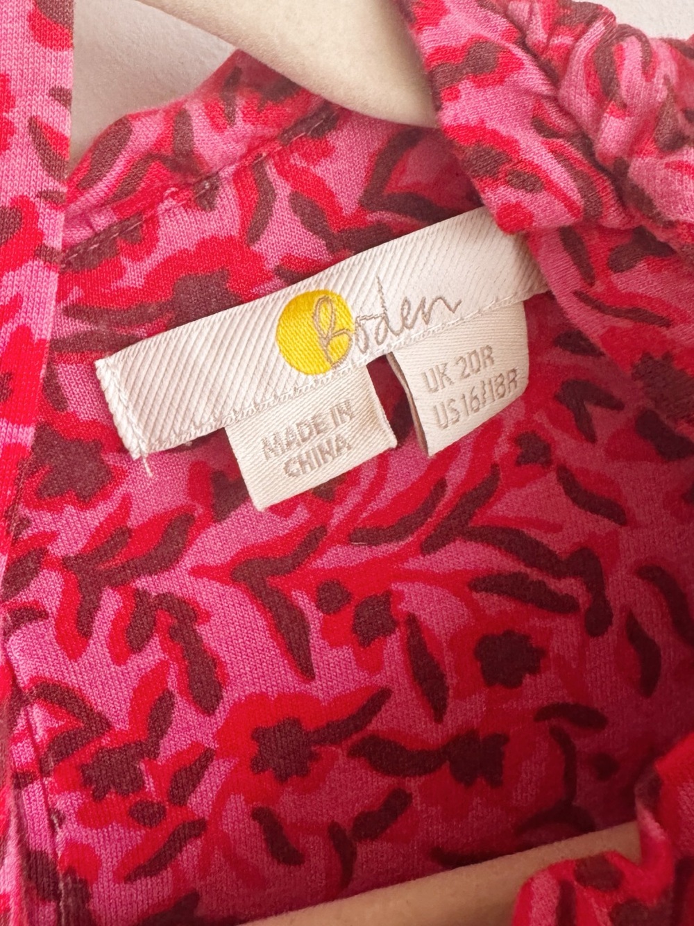 Boden Yoke Detail Jersey Midi Dress Pink Floral Puff Sleeve Size 16/18 - Picture 5 of 7